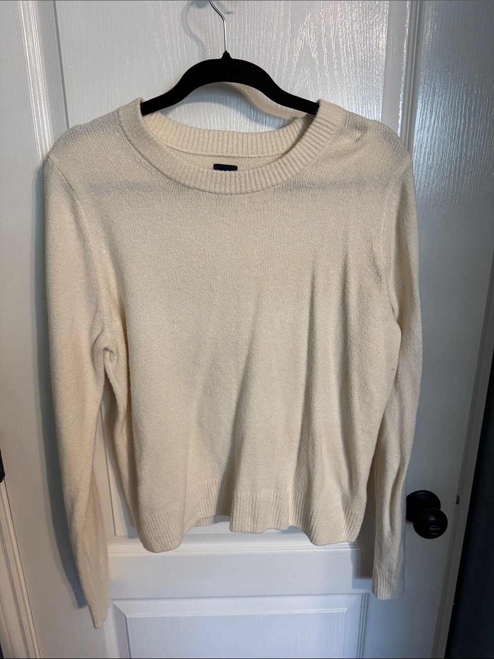 GAP Cream Crewneck Sweater